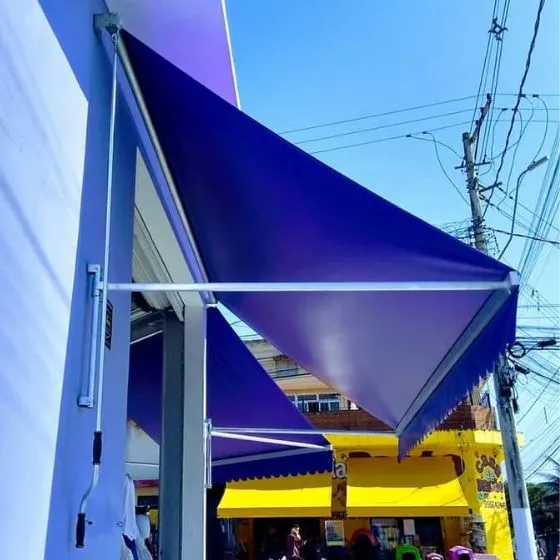 Toldo Cortina com Braços Laterais em Suzano SP — Instalação em garagem residencial