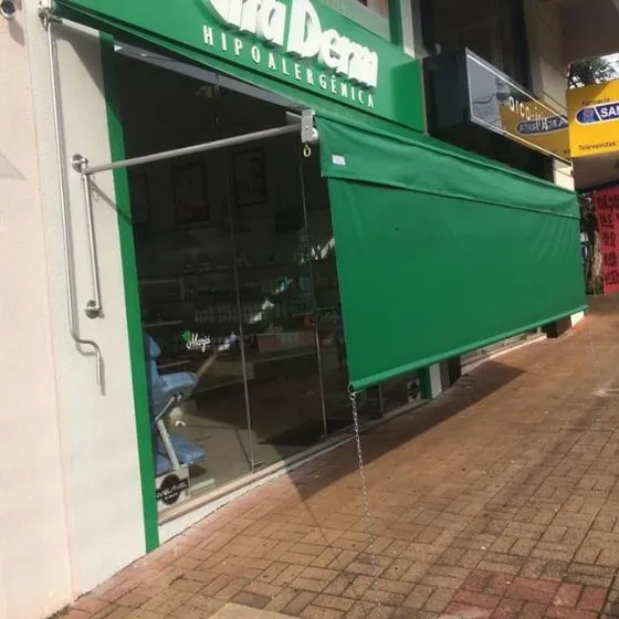 Toldo Cortina com Braços Laterais em Suzano SP — Cobertura em passagem coberta entre ambientes
